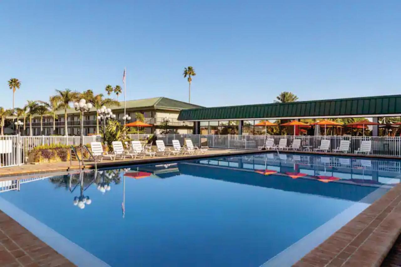 Getaway At The Marina Aparthotel South Bradenton Exterior foto