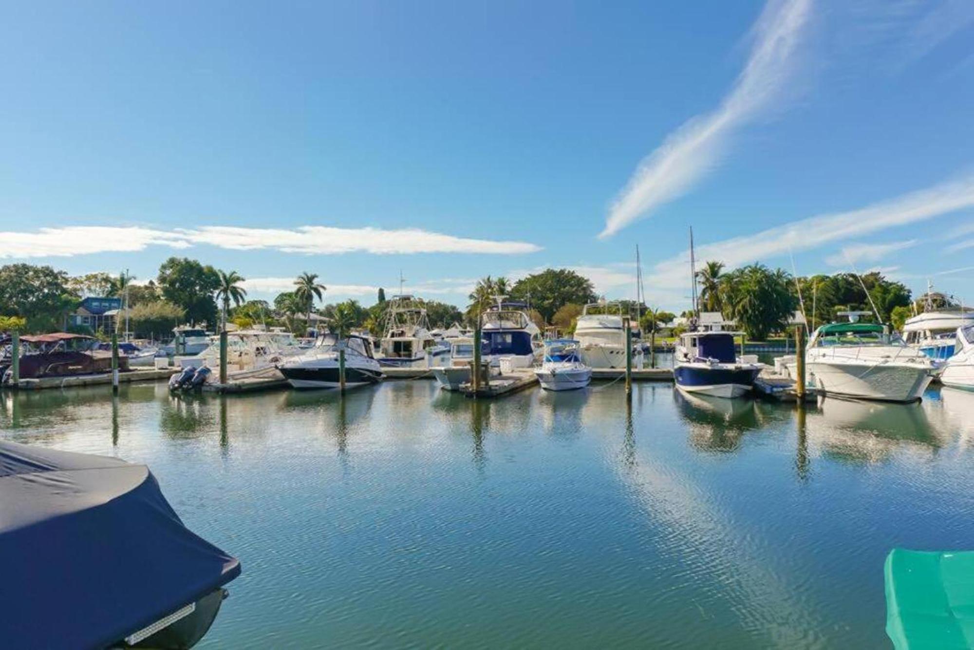 Getaway At The Marina Aparthotel South Bradenton Exterior foto